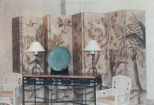 A contemporary Chinoiserie design as a screen from the 1980s